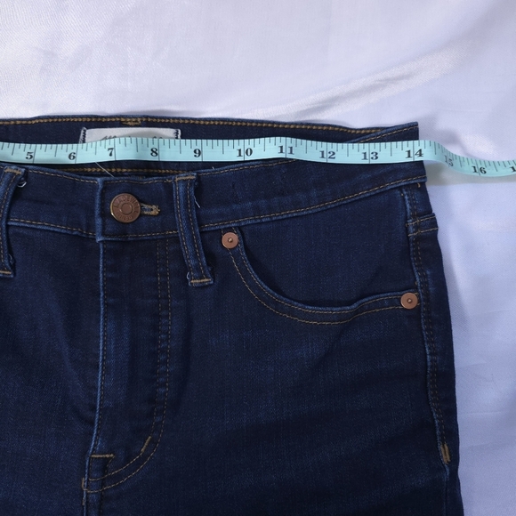 Madewell 9" Highrise Skinny Dark Wash Jeans Size 27 - Picture 3 of 8